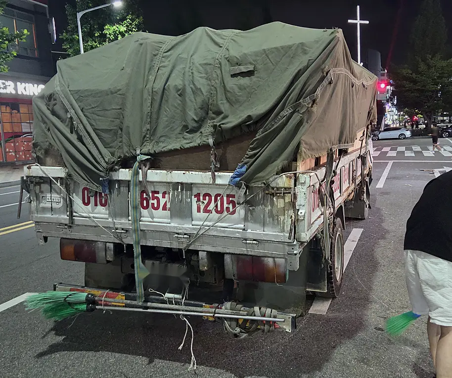 안산 상록구 창고 생활폐기물 현장 사진 3